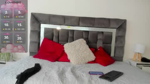 dalia_lux_ online show from 9, 9, 2025