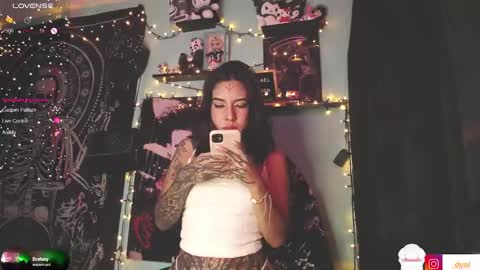 dalia_vorhees online show from 13, 1, 2025