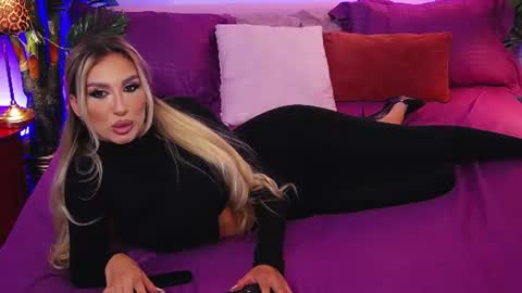 Snapshot of dalidaselena chatting on 22, 7, 2026 DalidaSelena online show from 22, 7, 2026
