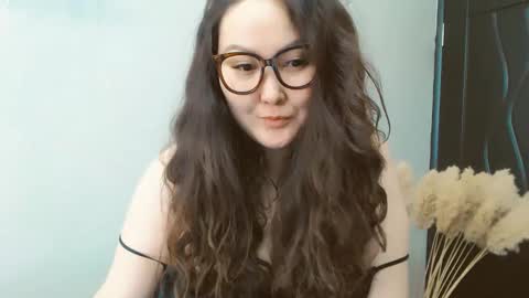 Snapshot of dalidayes chatting on 7, 12, 2024 Dali online show from 7, 12, 2024