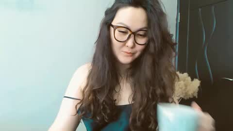 Snapshot of dalidayes chatting on 21, 12, 2024 Dali online show from 21, 12, 2024