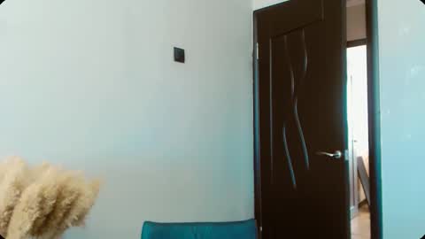 Snapshot of dalidayes chatting on 24, 10, 2025 Dali online show from 24, 10, 2025