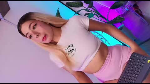 Dalila online show from 5, 11, 2025