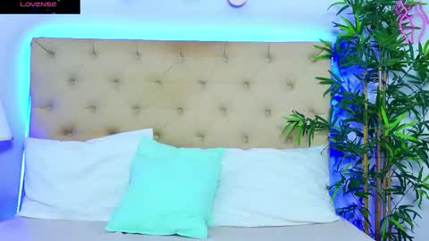 Snapshot of daliyaa_ chatting on 4, 10, 2025 daliyaa_ online show from 4, 10, 2025
