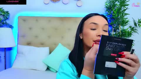 daliyaa_ online show from 12, 1, 2026