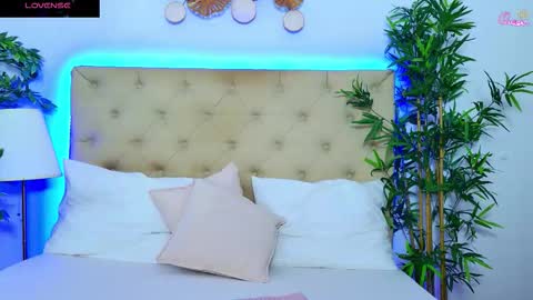 daliyaa_ online show from 10, 2, 2026