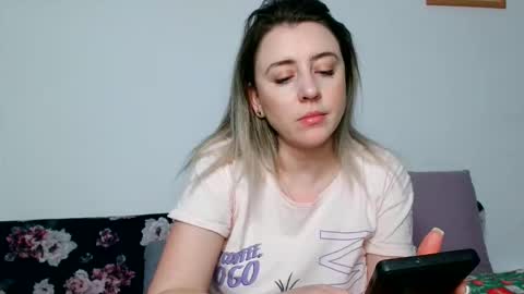 Snapshot of dalyana22 chatting on 19, 4, 2026 Maria online show from 19, 4, 2026