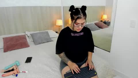 Snapshot of damaris_ponce chatting on 29, 6, 2026 Damaris Ponce online show from 29, 6, 2026