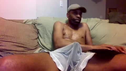 Snapshot of dameatis_brown chatting on 14, 4, 2026 Dameatis Brown online show from 14, 4, 2026