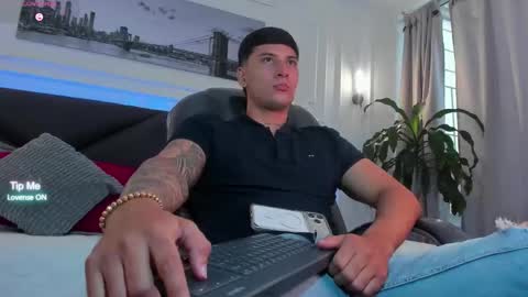 Snapshot of damian23_ chatting on 9, 3, 2026 DAMIAN online show from 9, 3, 2026