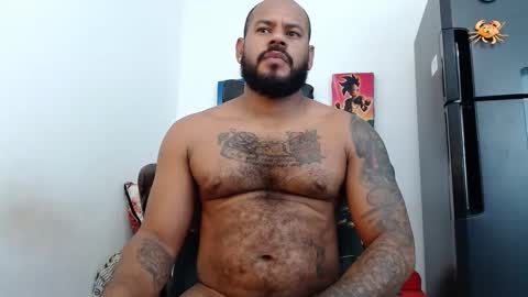 Snapshot of damian64436171 chatting on 2, 3, 2026 damian64436171 online show from 2, 3, 2026