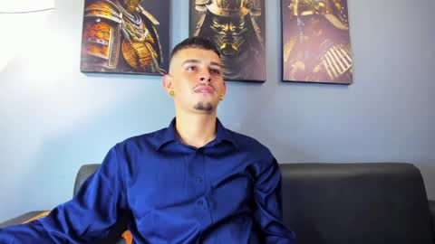 Snapshot of damian__oliver chatting on 4, 5, 2026 Damian Oliver online show from 4, 5, 2026