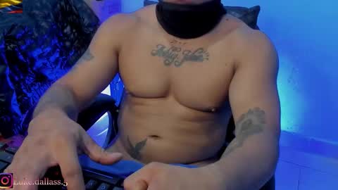 Snapshot of damian_torner chatting on 22, 3, 2026 Damian torner online show from 22, 3, 2026