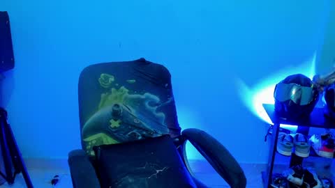 Snapshot of damian_torner chatting on 7, 4, 2026 Damian torner online show from 7, 4, 2026