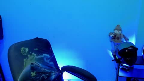 Snapshot of damian_torner chatting on 10, 4, 2026 Damian torner online show from 10, 4, 2026