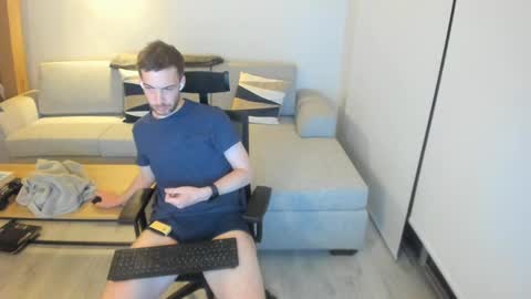 Snapshot of damiano007 chatting on 12, 2, 2025 CockandLoad online show from 12, 2, 2025