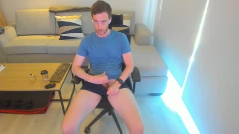 Snapshot of damiano007 chatting on 9, 3, 2025 CockandLoad online show from 9, 3, 2025