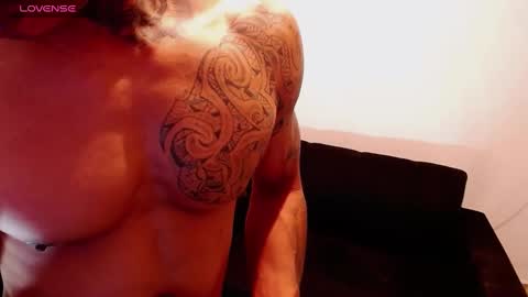 Snapshot of damiantaylor3 chatting on 7, 1, 2025 ---Taylor--- online show from 7, 1, 2025