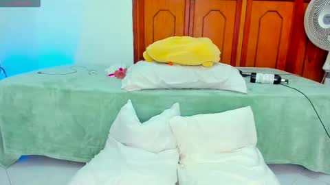 Snapshot of damn_fantasy chatting on 18, 3, 2026 Kary-- independent model Schedule 0530am-1000am colombian time online show from 18, 3, 2026