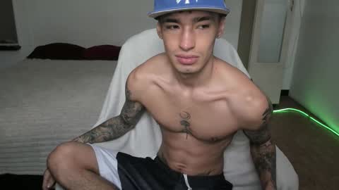 Snapshot of damon_333 chatting on 19, 3, 2026 Damon online show from 19, 3, 2026