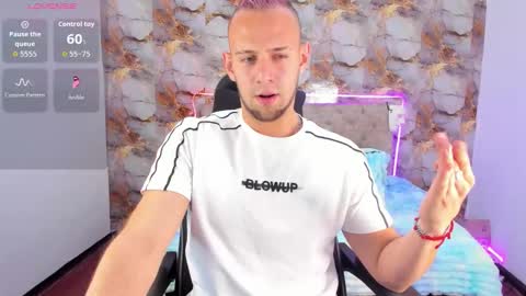 Snapshot of damon_baker0 chatting on 3, 3, 2026 Damon bakert online show from 3, 3, 2026