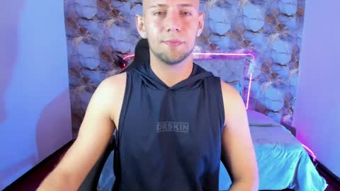 Snapshot of damon_baker0 chatting on 14, 5, 2026 Damon bakert online show from 14, 5, 2026