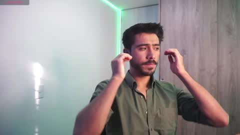 damon_frost online show from 31, 12, 2024