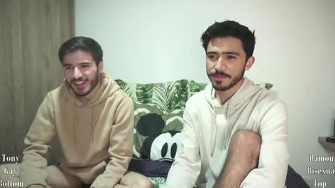 damon_frost online show from 6, 1, 2025