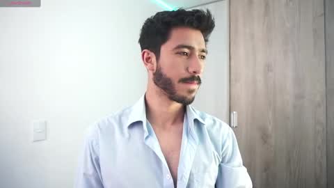 damon_frost online show from 7, 1, 2025