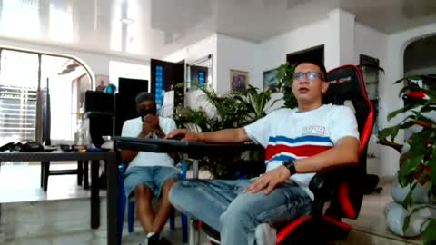 damyan_2003 online show from 13, 7, 2026