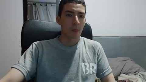Snapshot of dan_hottest chatting on 21, 4, 2026 x x online show from 21, 4, 2026