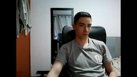Snapshot of dan_hottest chatting on 14, 5, 2026 x x online show from 14, 5, 2026