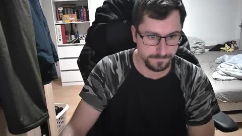 Snapshot of dan_the_man405 chatting on 1, 1, 2025 King Dan online show from 1, 1, 2025