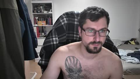 Snapshot of dan_the_man405 chatting on 13, 1, 2025 King Dan online show from 13, 1, 2025