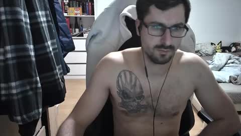 Snapshot of dan_the_man405 chatting on 28, 1, 2025 King Dan online show from 28, 1, 2025