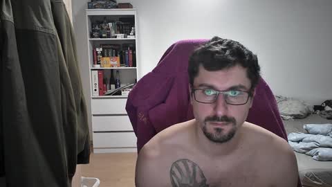 Snapshot of dan_the_man405 chatting on 3, 2, 2025 King Dan online show from 3, 2, 2025