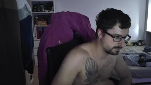 Snapshot of dan_the_man405 chatting on 7, 2, 2025 King Dan online show from 7, 2, 2025