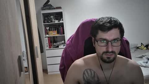 Snapshot of dan_the_man405 chatting on 15, 2, 2025 King Dan online show from 15, 2, 2025