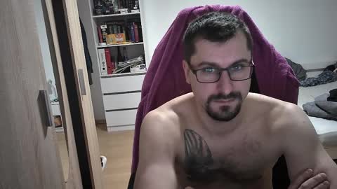 Snapshot of dan_the_man405 chatting on 20, 2, 2025 King Dan online show from 20, 2, 2025