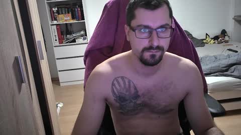 Snapshot of dan_the_man405 chatting on 22, 2, 2025 King Dan online show from 22, 2, 2025