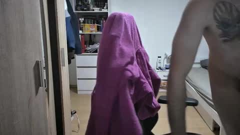 Snapshot of dan_the_man405 chatting on 26, 2, 2025 King Dan online show from 26, 2, 2025