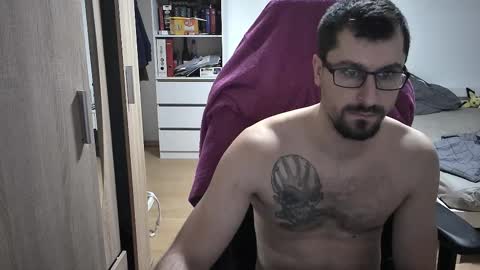 Snapshot of dan_the_man405 chatting on 27, 2, 2025 King Dan online show from 27, 2, 2025