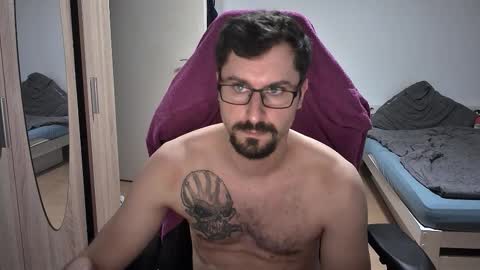 Snapshot of dan_the_man405 chatting on 19, 9, 2025 King Dan online show from 19, 9, 2025