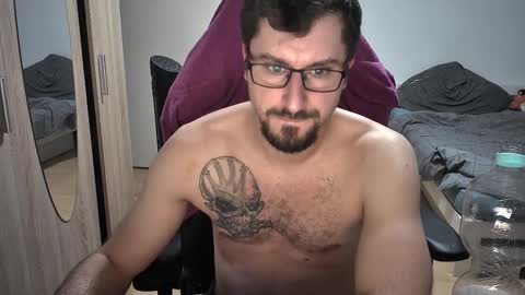 Snapshot of dan_the_man405 chatting on 21, 9, 2025 King Dan online show from 21, 9, 2025