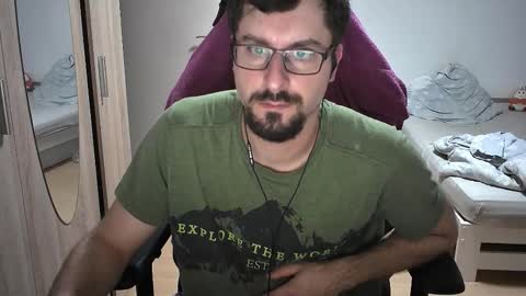 Snapshot of dan_the_man405 chatting on 2, 10, 2025 King Dan online show from 2, 10, 2025