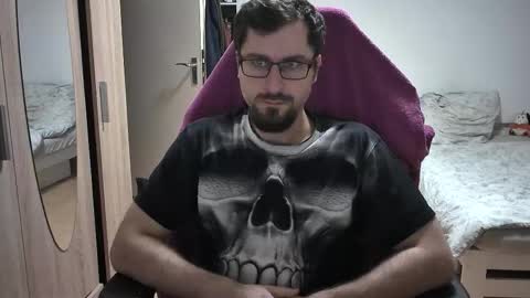 Snapshot of dan_the_man405 chatting on 7, 10, 2025 King Dan online show from 7, 10, 2025