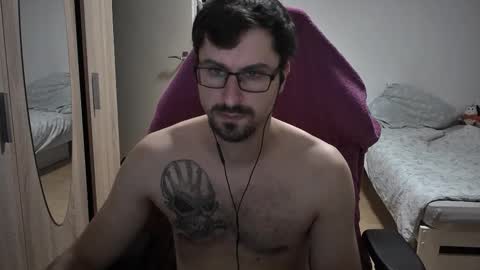 Snapshot of dan_the_man405 chatting on 12, 10, 2025 King Dan online show from 12, 10, 2025