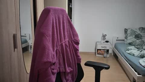 Snapshot of dan_the_man405 chatting on 29, 10, 2025 King Dan online show from 29, 10, 2025