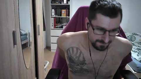 Snapshot of dan_the_man405 chatting on 1, 11, 2025 King Dan online show from 1, 11, 2025