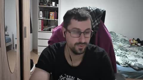 Snapshot of dan_the_man405 chatting on 4, 11, 2025 King Dan online show from 4, 11, 2025